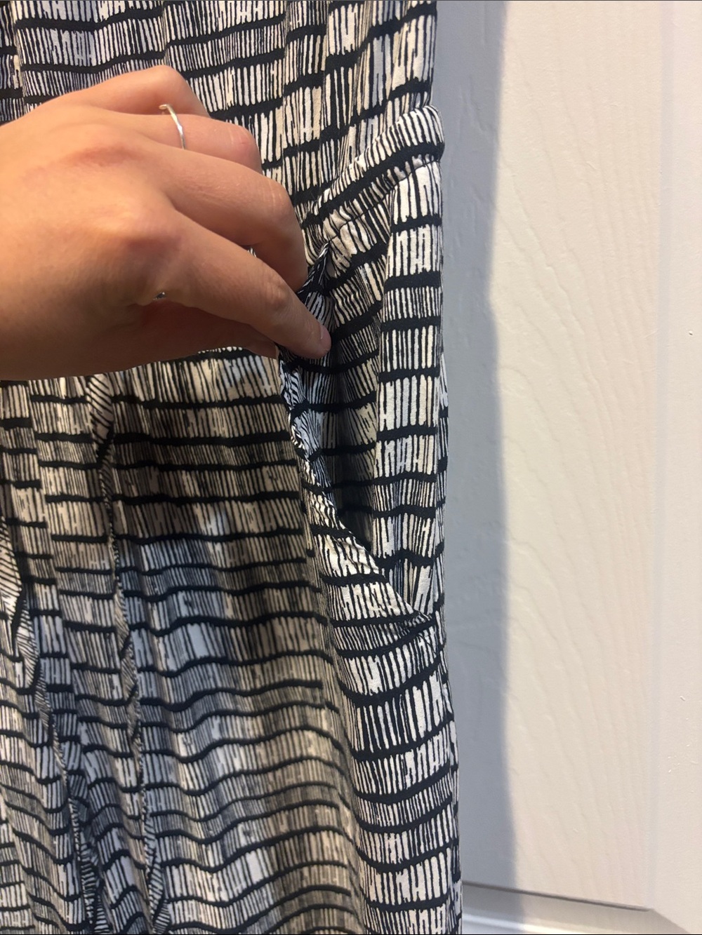 Old Navy Black and White Striped Cap-Sleeve Jumpsuit - Picture 7 of 7